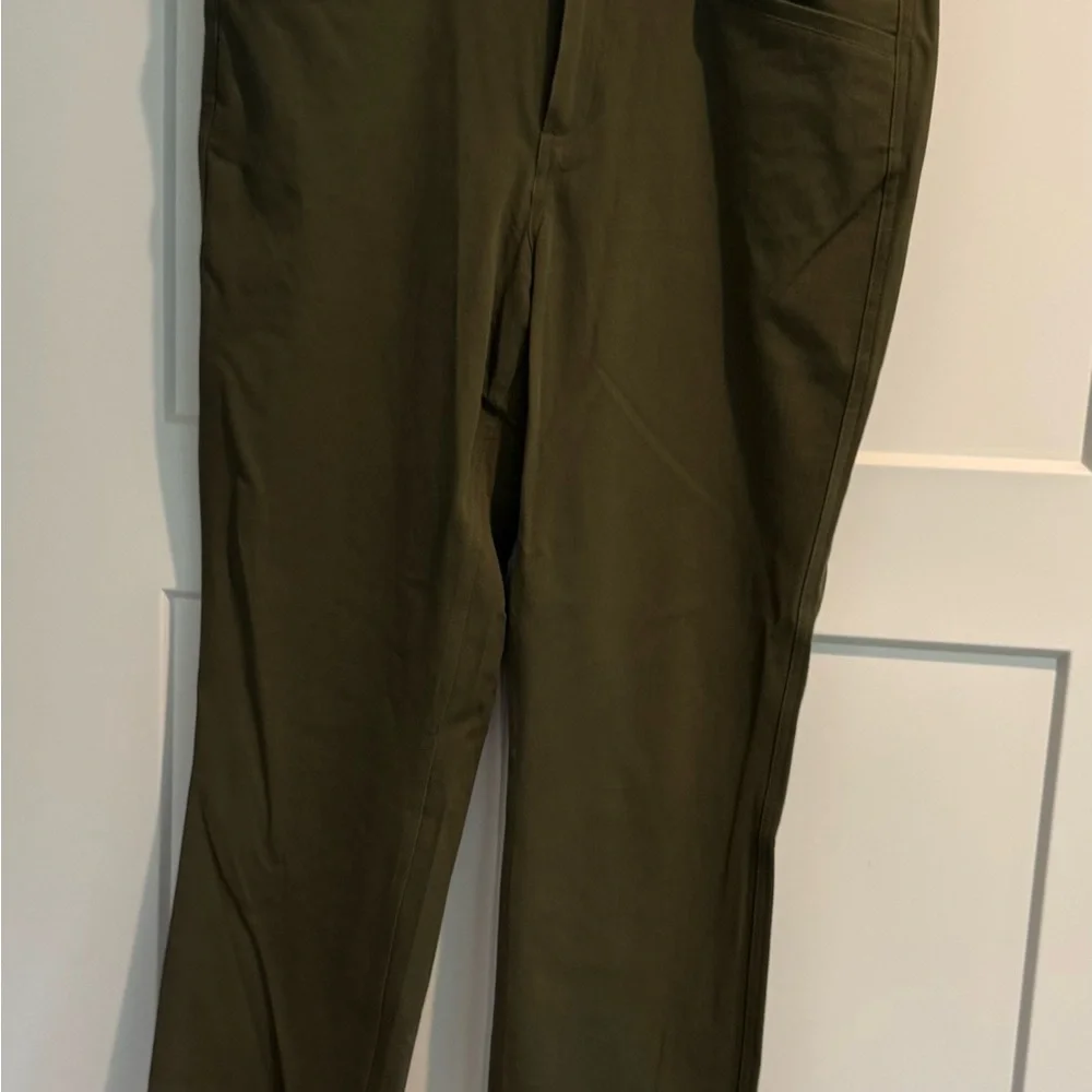 Banana Republic olive green slacks. - Picture 3 of 4
